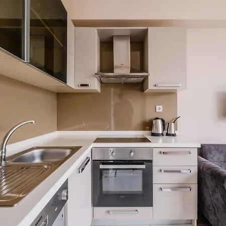 Flat 30 Min To Airport Διαμέρισμα